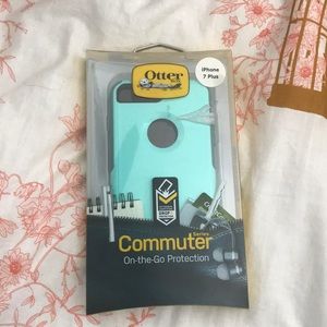 Otter 7Plus Phone Case